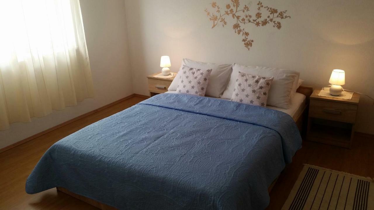 Apartman Ivanica Jezera Eksteriør billede