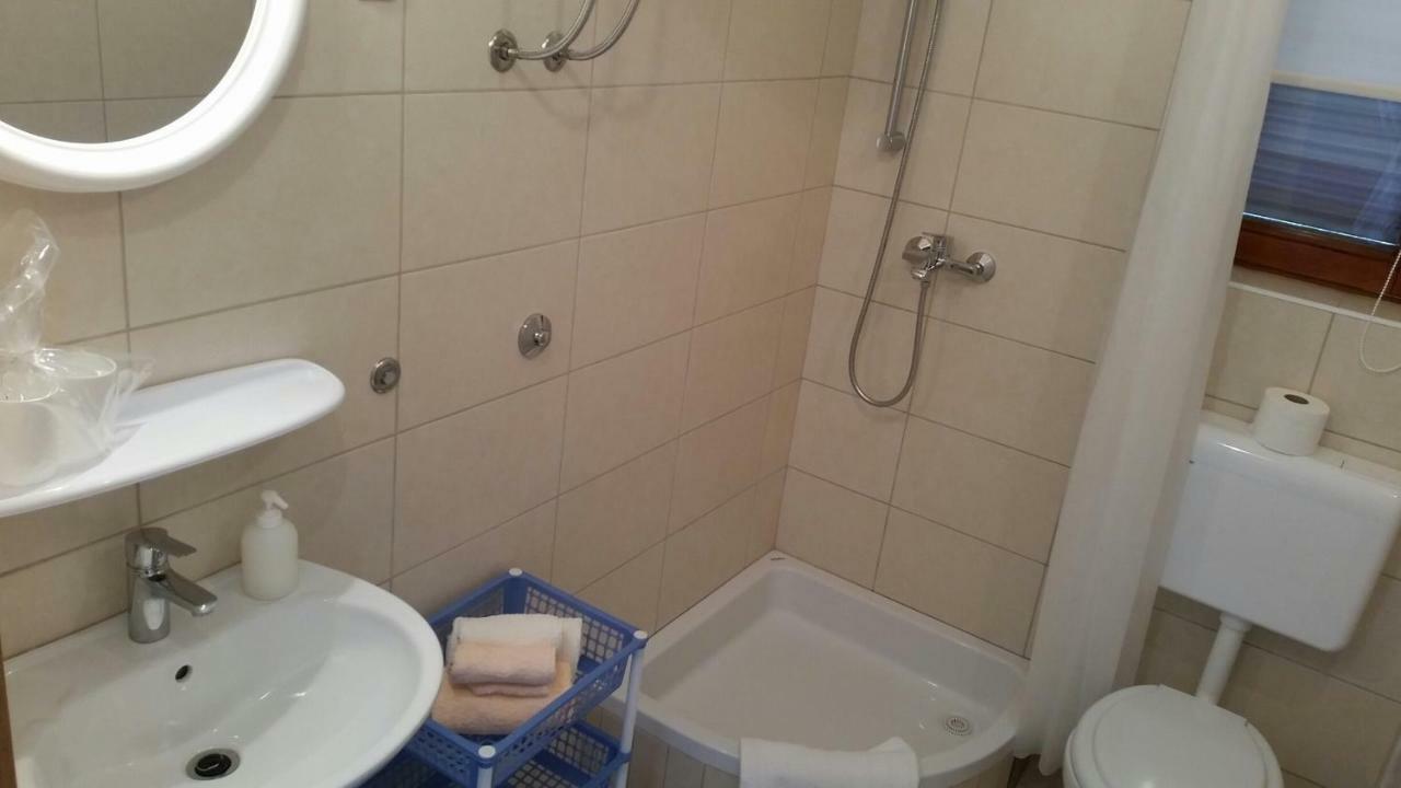 Apartman Ivanica Jezera Eksteriør billede